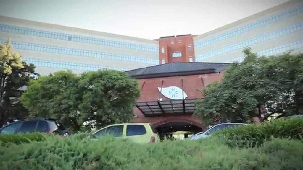 capilla del hospital universitario austral presidente derqui buenos aires