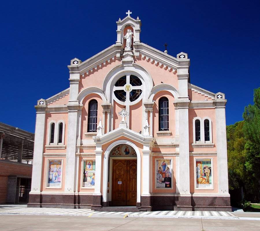 capilla la auxiliadora pedro luro buenos aires