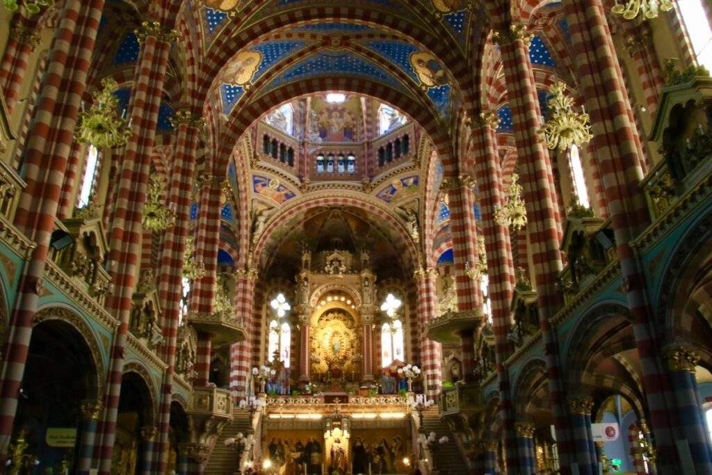 capilla maria auxiliadora ciudad evita la matanza buenos aires