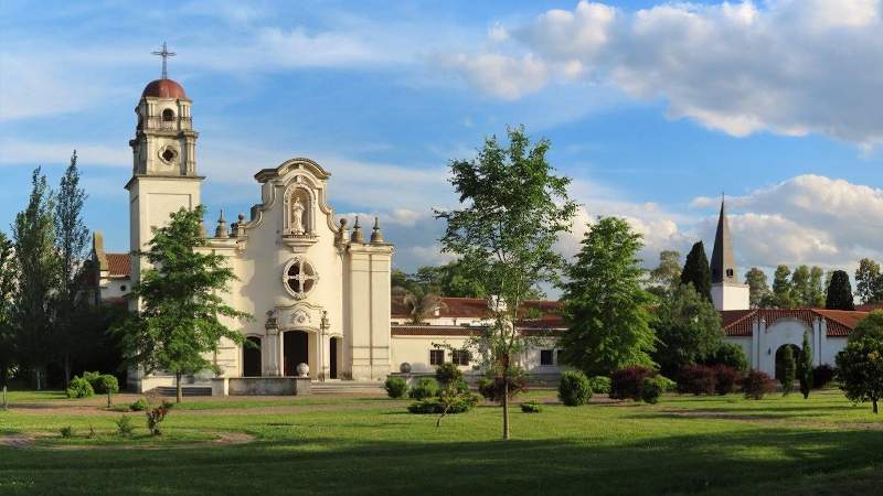 capilla nuestra senora de lujan la reja moreno buenos aires