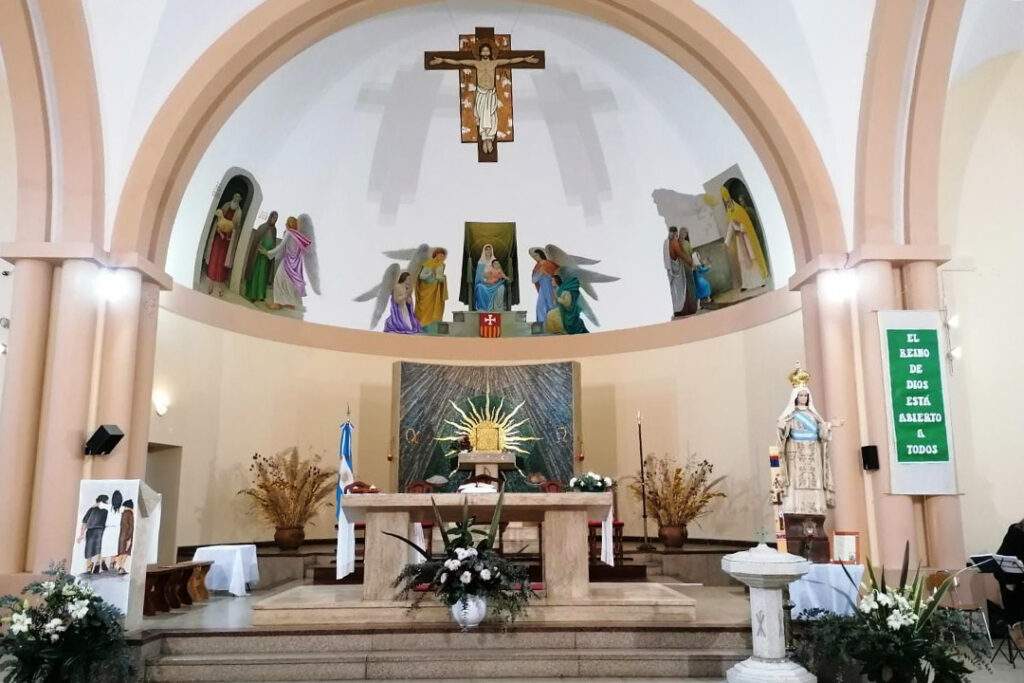 capilla sagrado corazon general pico la pampa