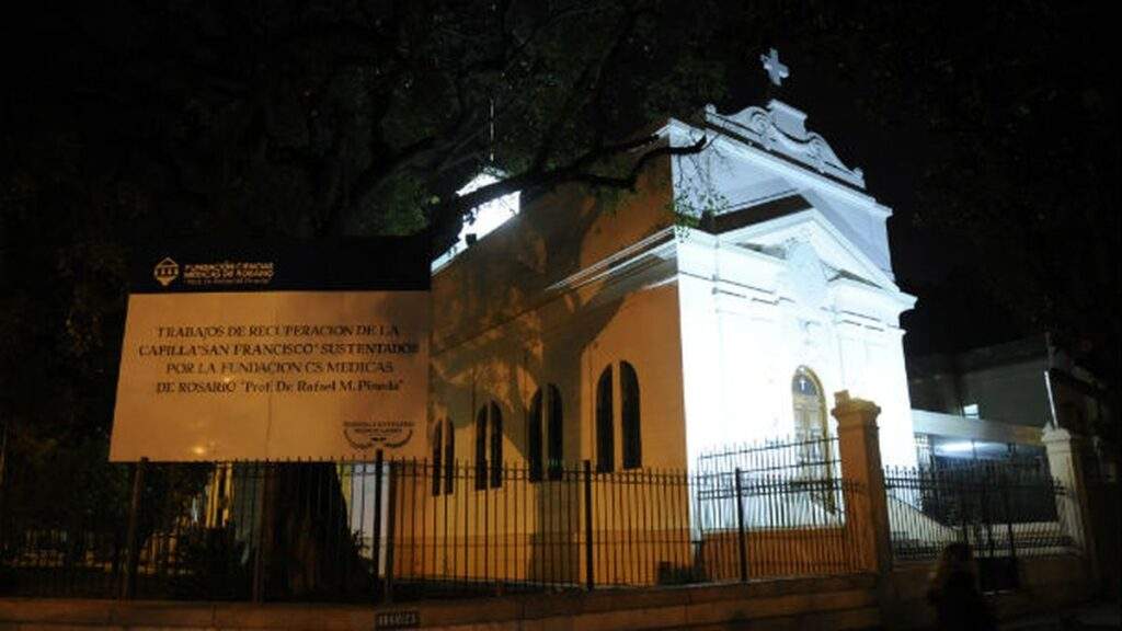 capilla san francisco de asis hospital centenario rosario santa fe