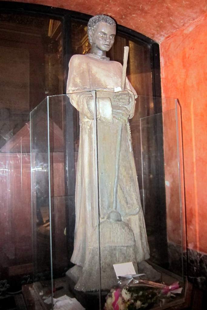 capilla san martin de porres ituzaingo buenos aires