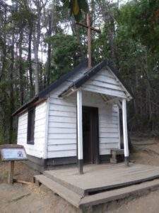 Capilla Santa Teresita del Niño Jesús – San Martín de los Andes (Neuquén)