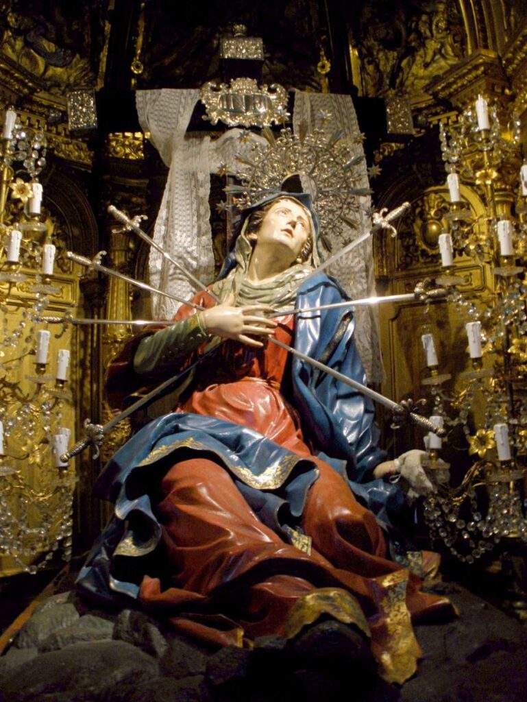 iglesia madre dolorosa santa maria norte santa fe