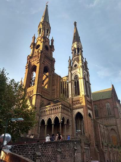 iglesia nuestra senora de lourdes moreno buenos aires