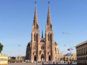 Iglesia Nuestra Señora de Luján – General Belgrano (Buenos Aires)