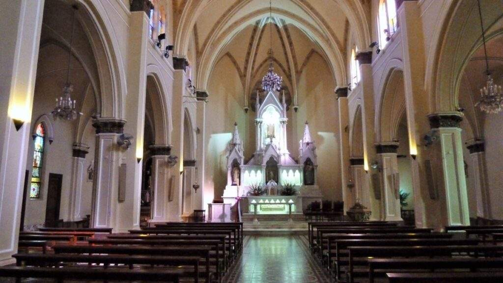 iglesia nuestra senora del carmen lobos buenos aires