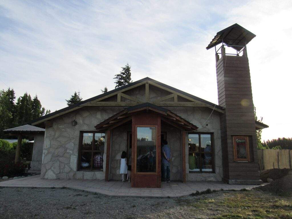 iglesia san jose dina huapi rio negro