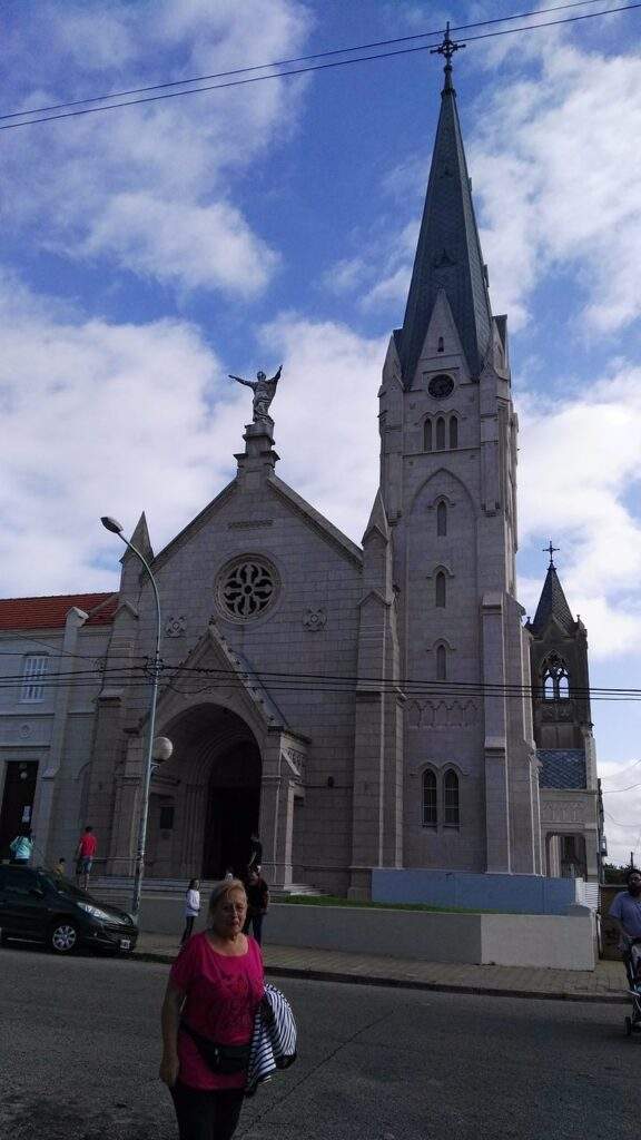 iglesia stella maris azul buenos aires