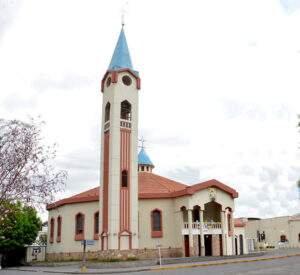 Iglesia Vicaría Santa Teresita del Niño Jesús – Cerrillos (Salta)