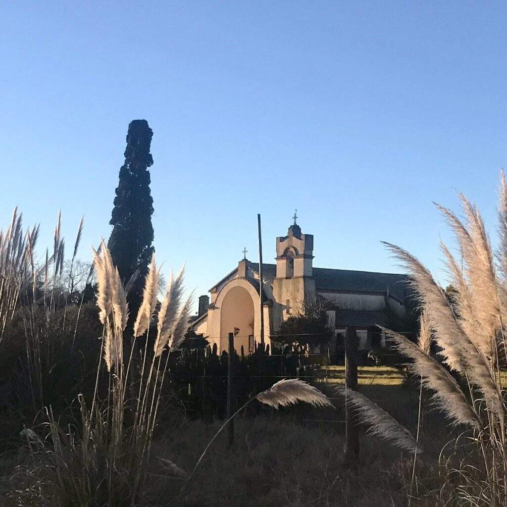 monasterio benedictino santa maria de los toldos general viamonte buenos aires