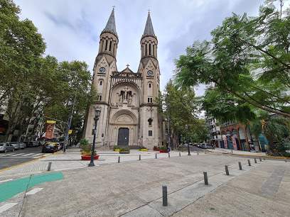 parroquia del espiritu santo lanus buenos aires