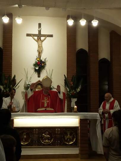 parroquia exaltacion de la santa cruz avellaneda buenos aires