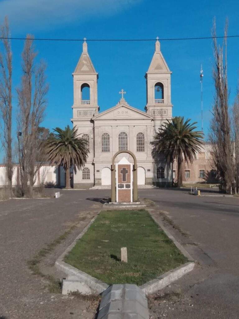 parroquia sagrado corazon de jesus luis beltran rio negro