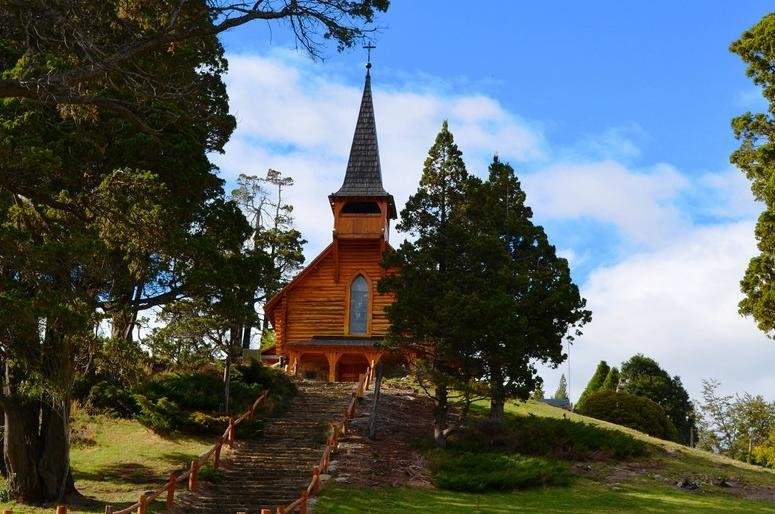 parroquia san eduardo san carlos de bariloche rio negro