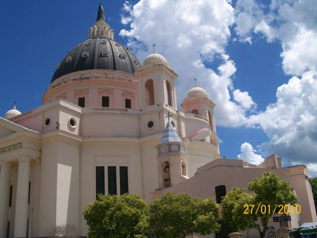iglesia centro misional nuestra senora de itati boulogne san isidro buenos aires